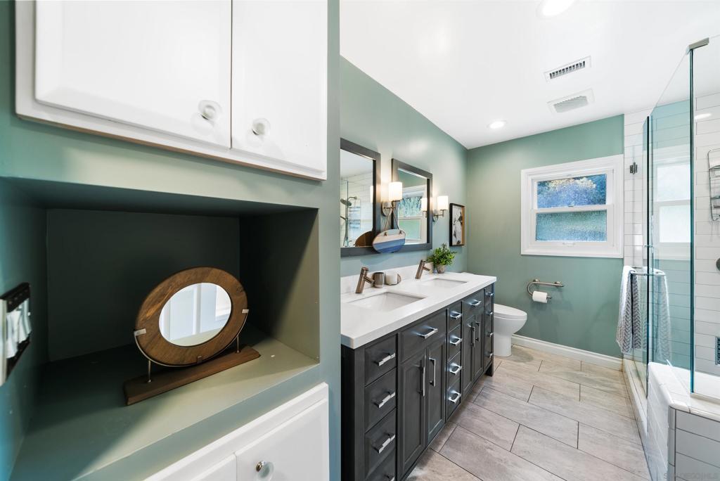 9248 Shirley Dr