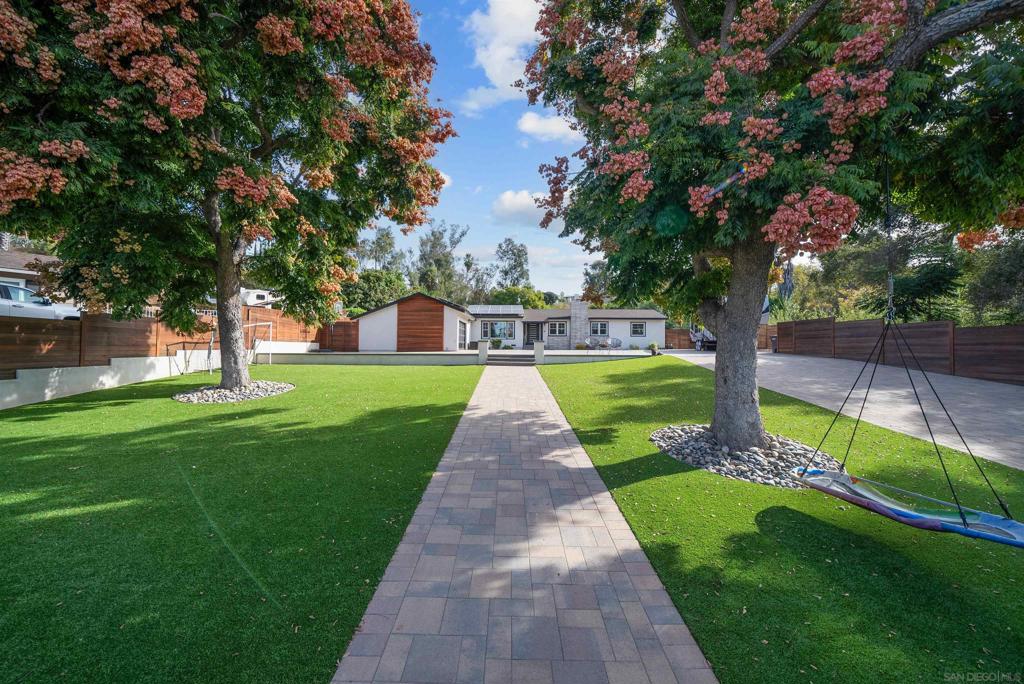 9248 Shirley Dr