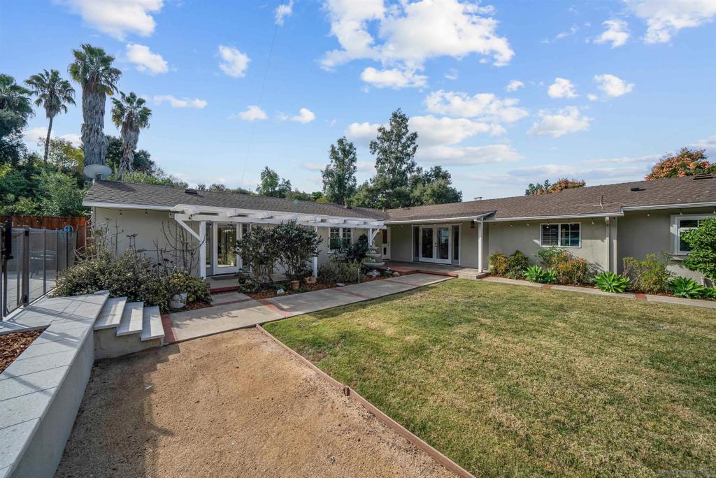 9248 Shirley Dr