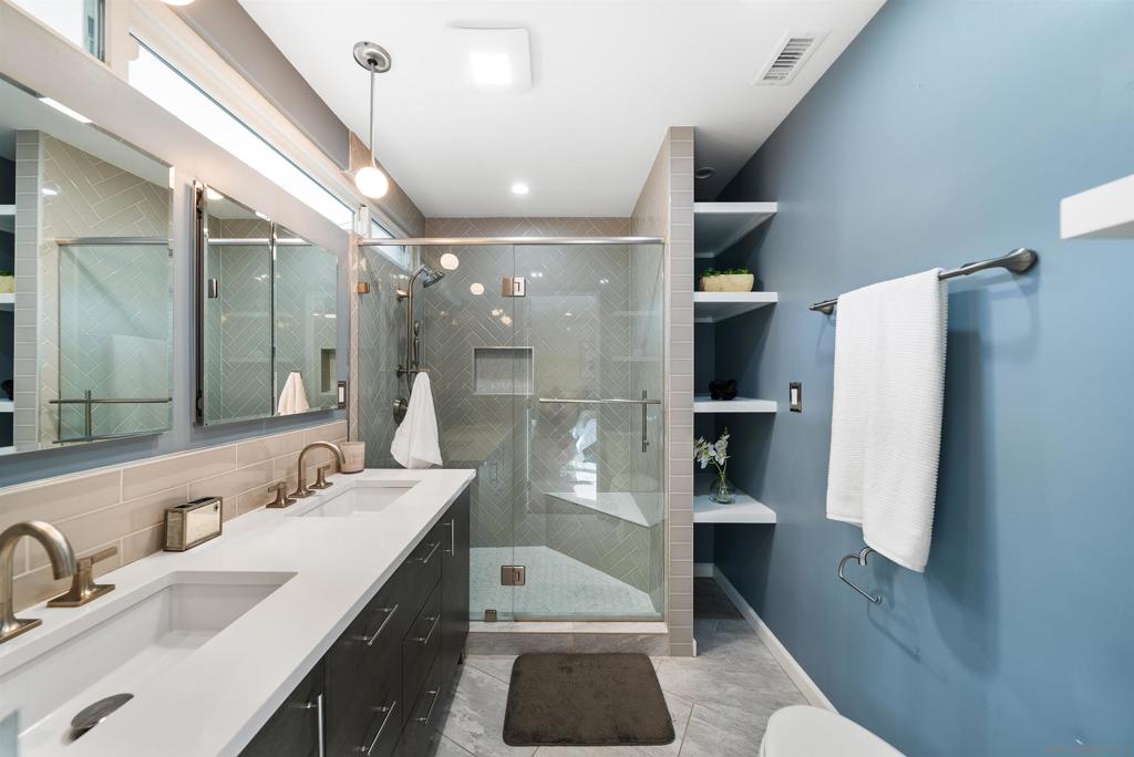 9248 Shirley Dr