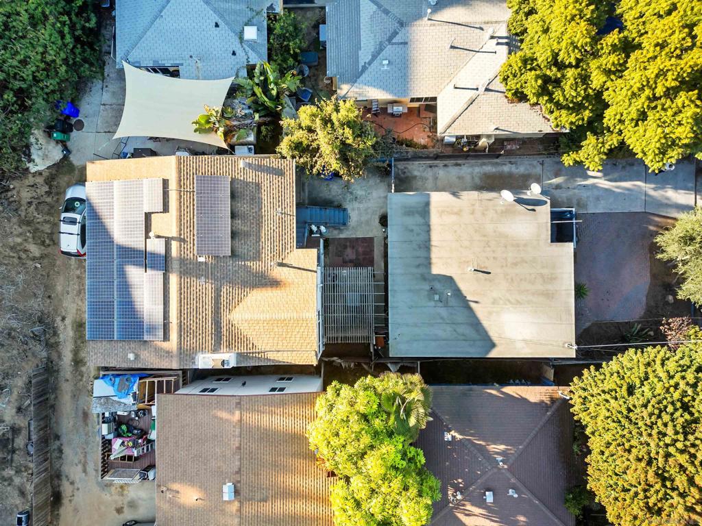 4329 31 Banning Street