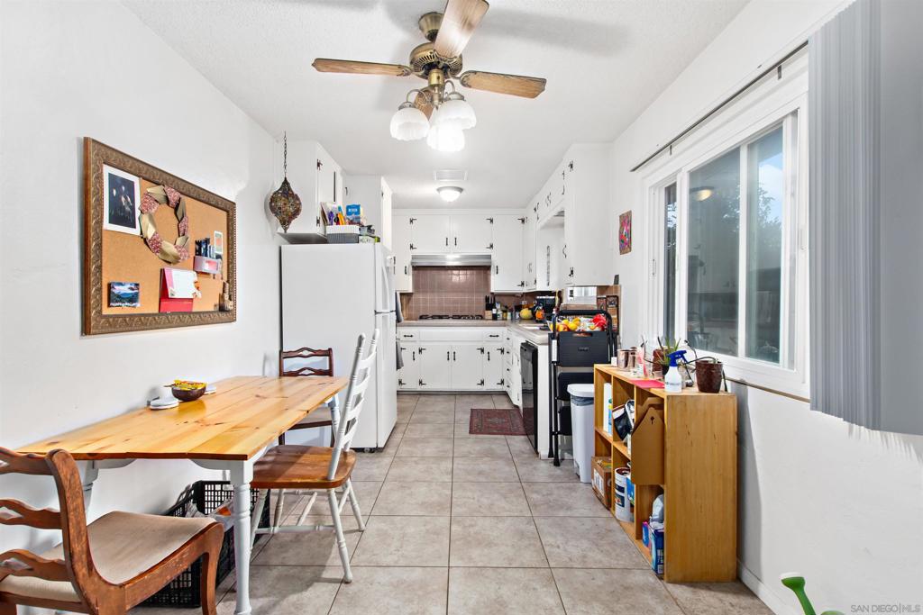 4329 31 Banning Street