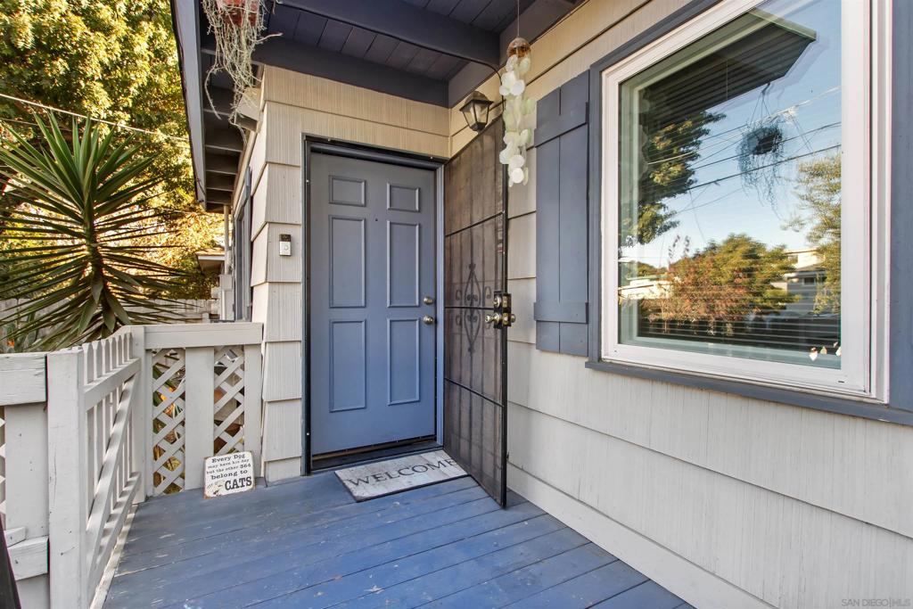 4329 31 Banning Street