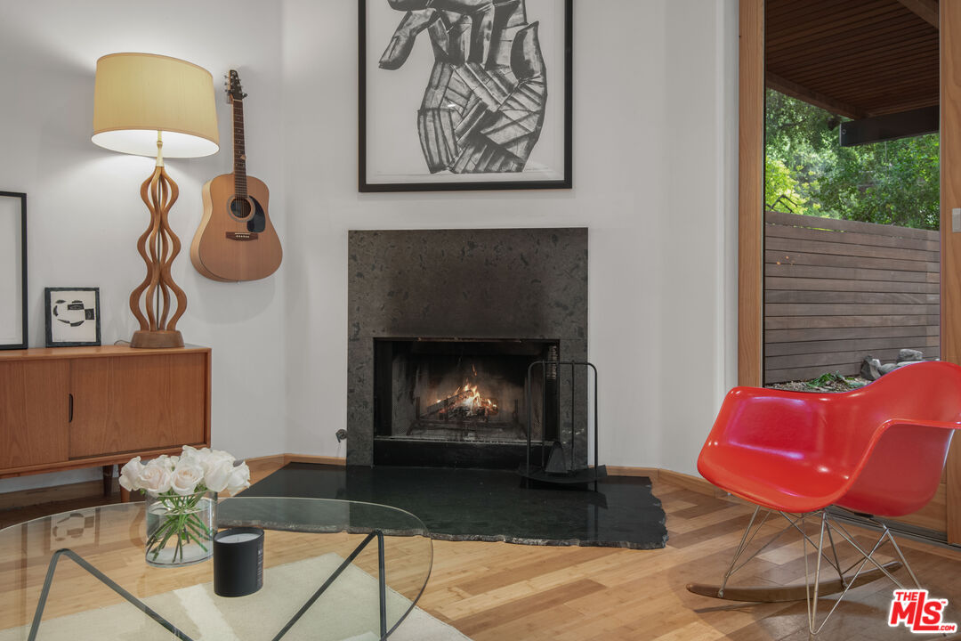 1314 Old Topanga Canyon Rd