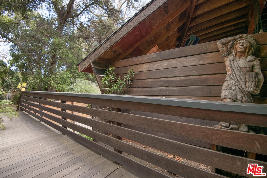 1314 Old Topanga Canyon Rd