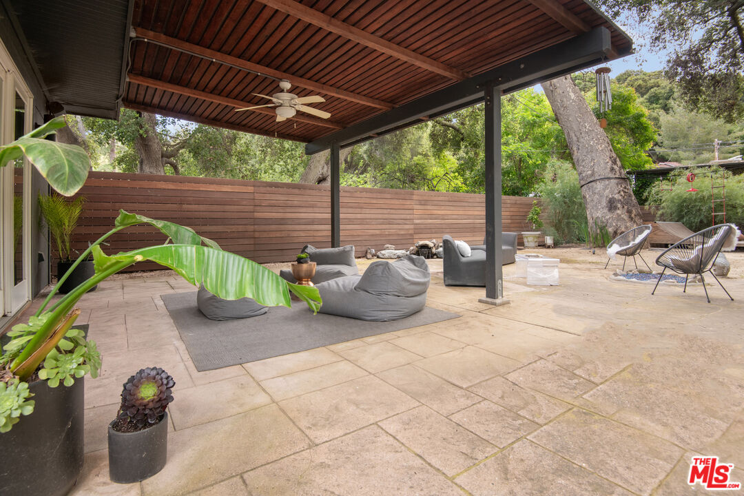 1314 Old Topanga Canyon Rd