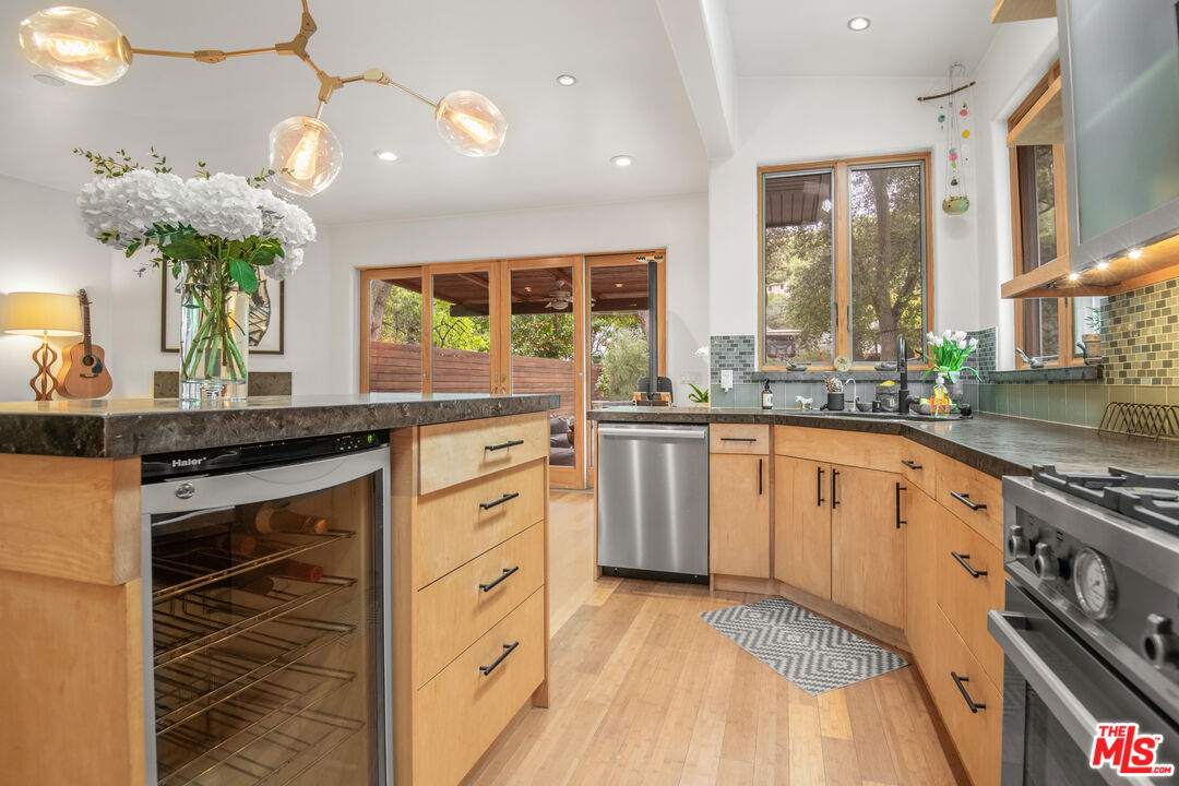 1314 Old Topanga Canyon Rd