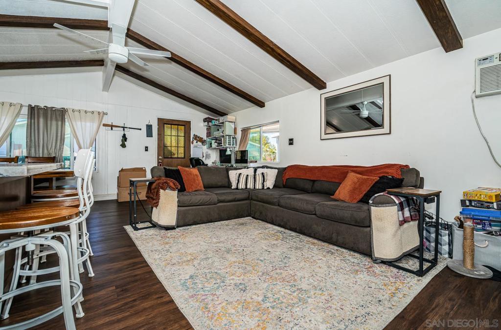 255 E Bradley Avenue 13