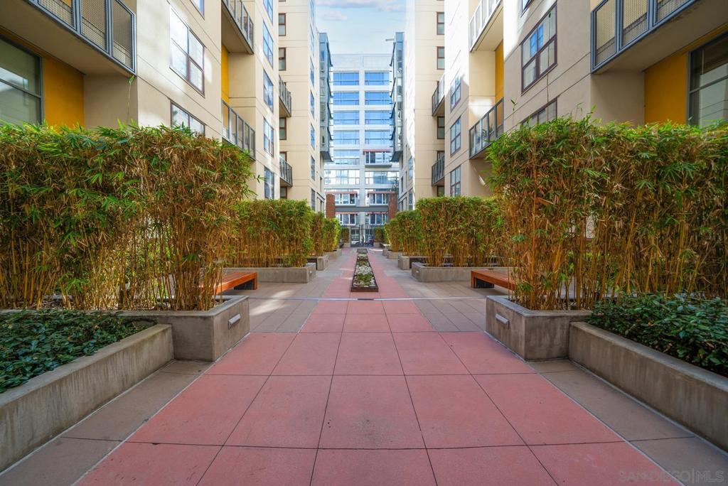 1150 J St 522