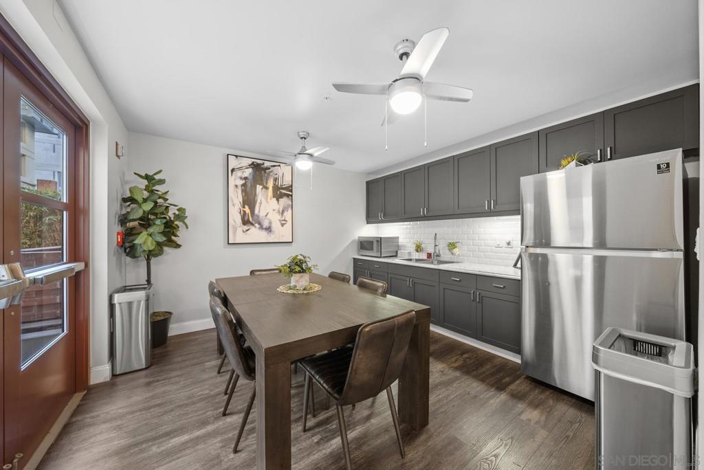 1150 J St 522