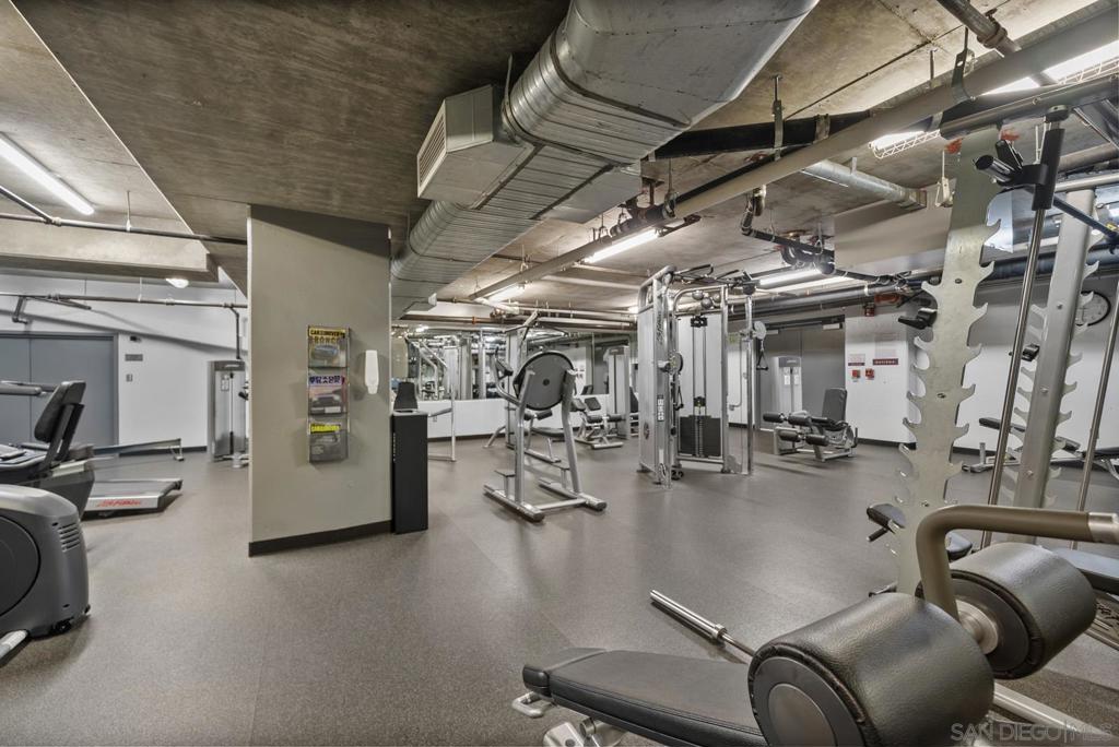 1150 J St 522