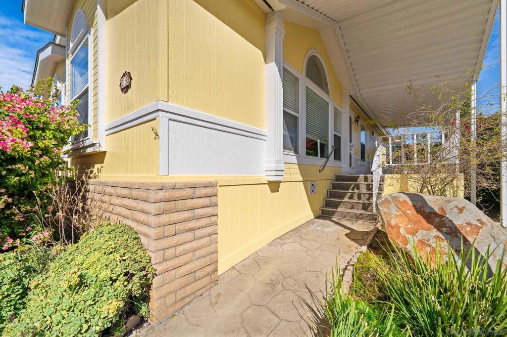 12250 Vista Del Cajon Rd SPC 25