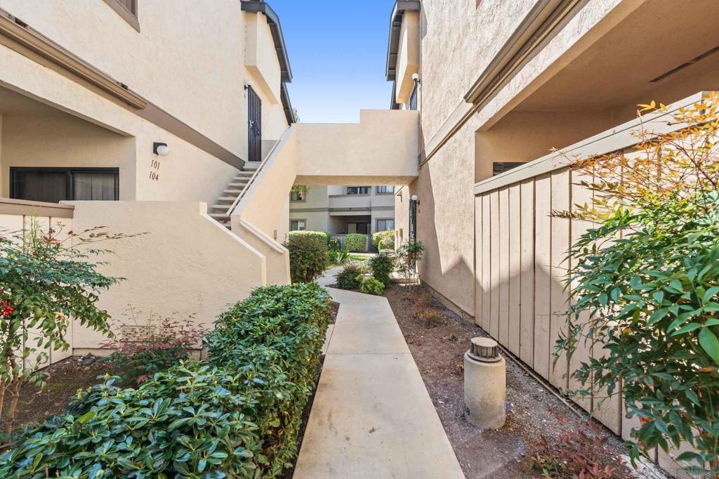 3645 Avocado Village Ct 104