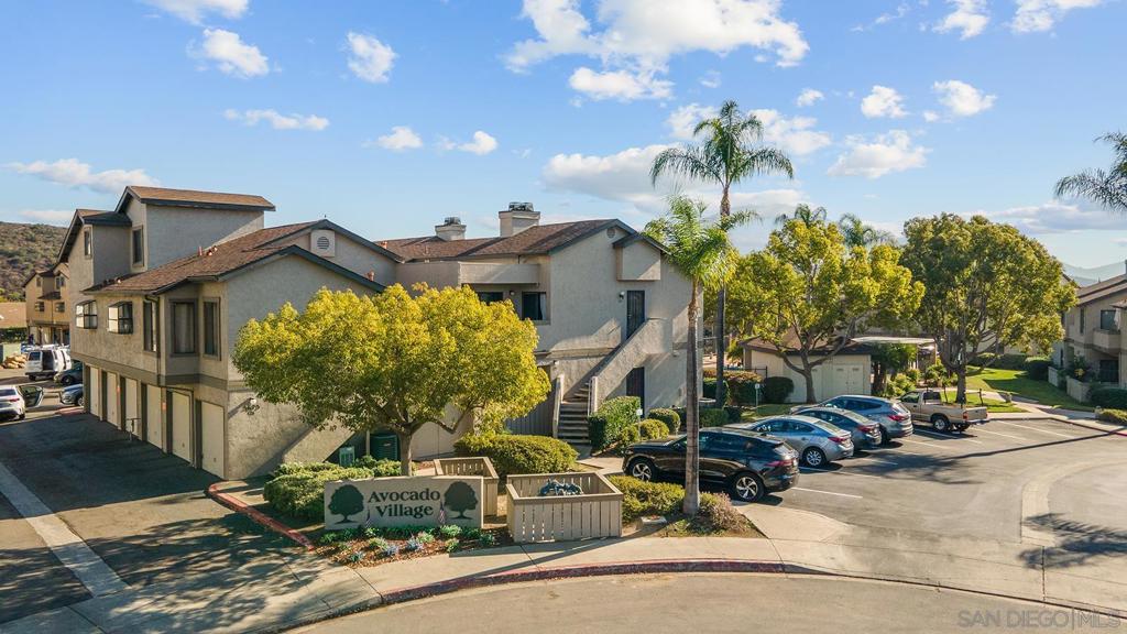 3645 Avocado Village Ct 104