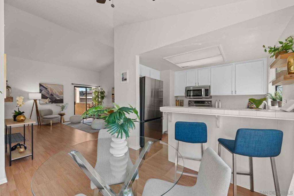 3645 Avocado Village Ct 104