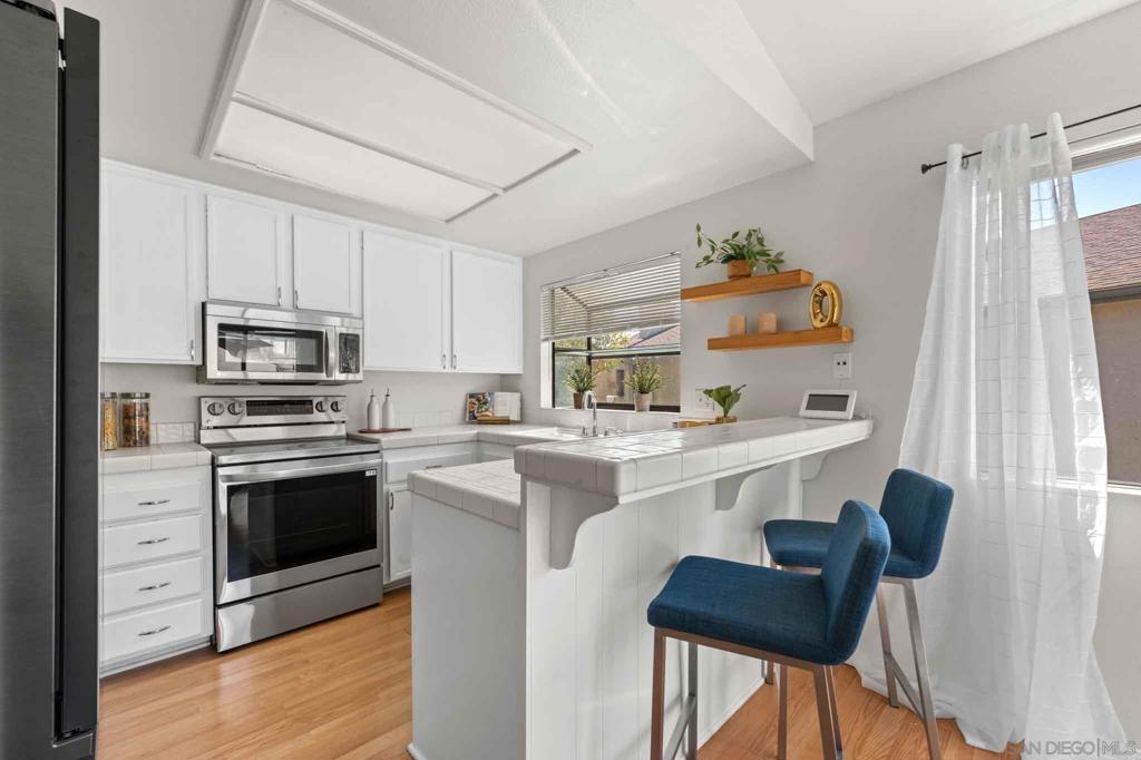 3645 Avocado Village Ct 104