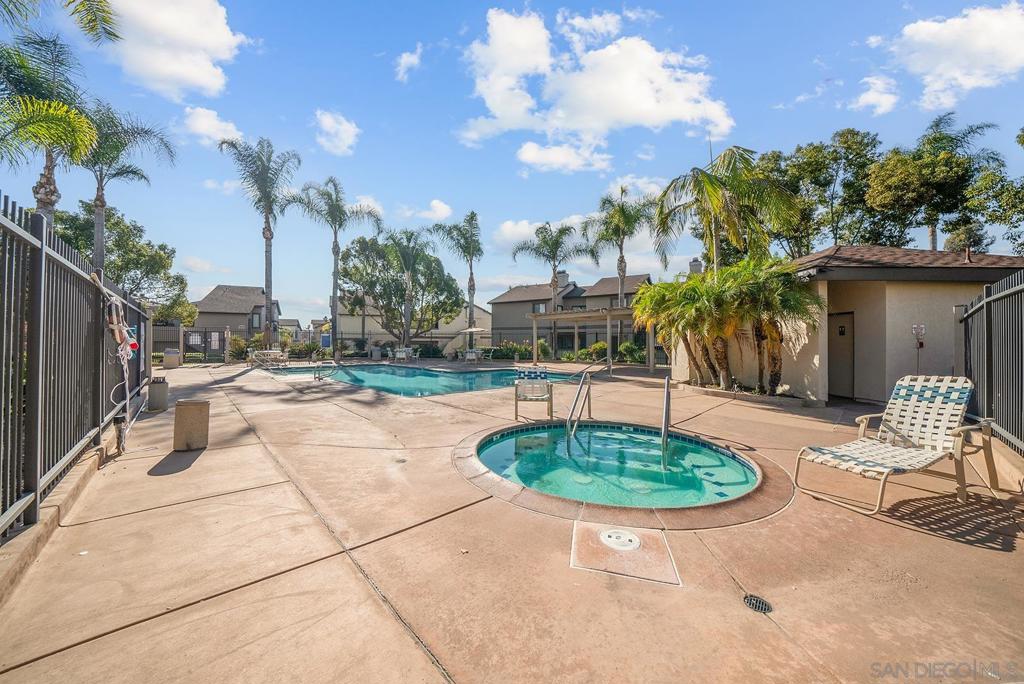 3645 Avocado Village Ct 104