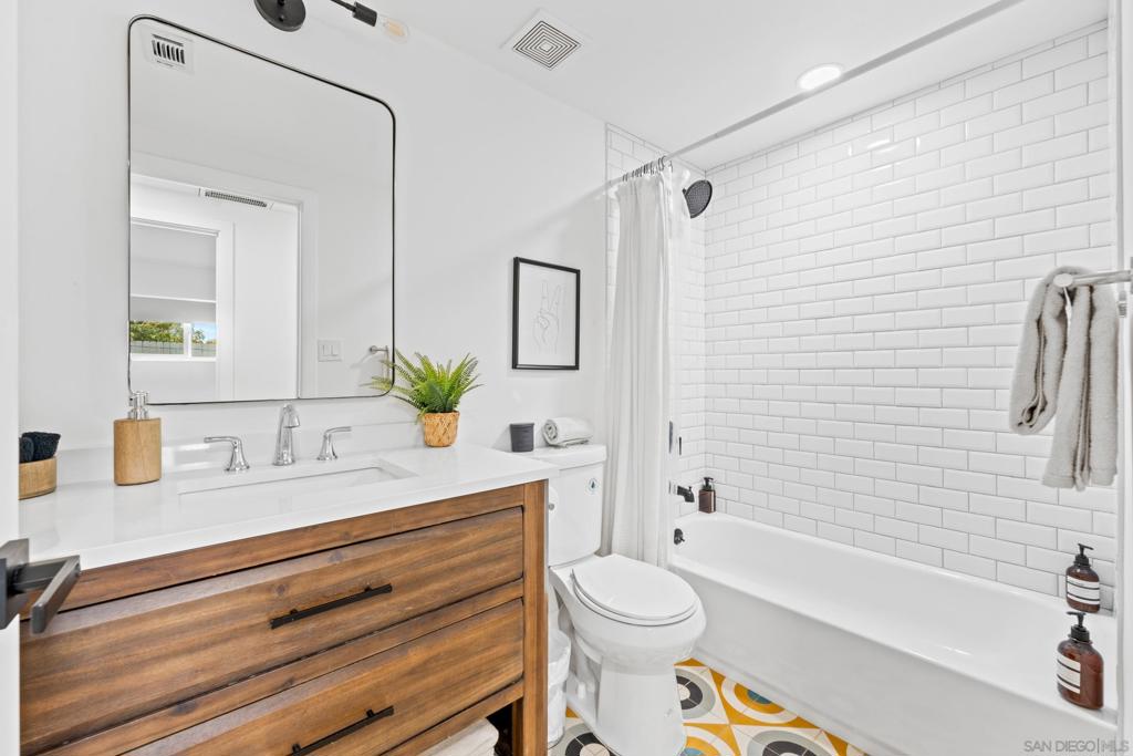 2839 Mission Village Dr