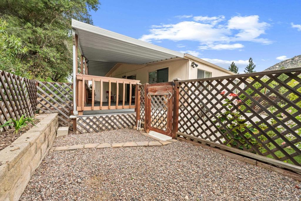 8975 Lawrence Welk Dr SPC 417