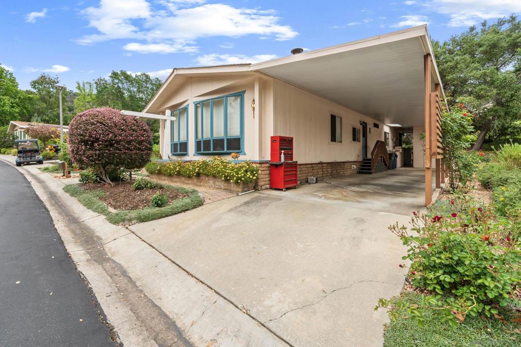 8975 Lawrence Welk Dr SPC 417