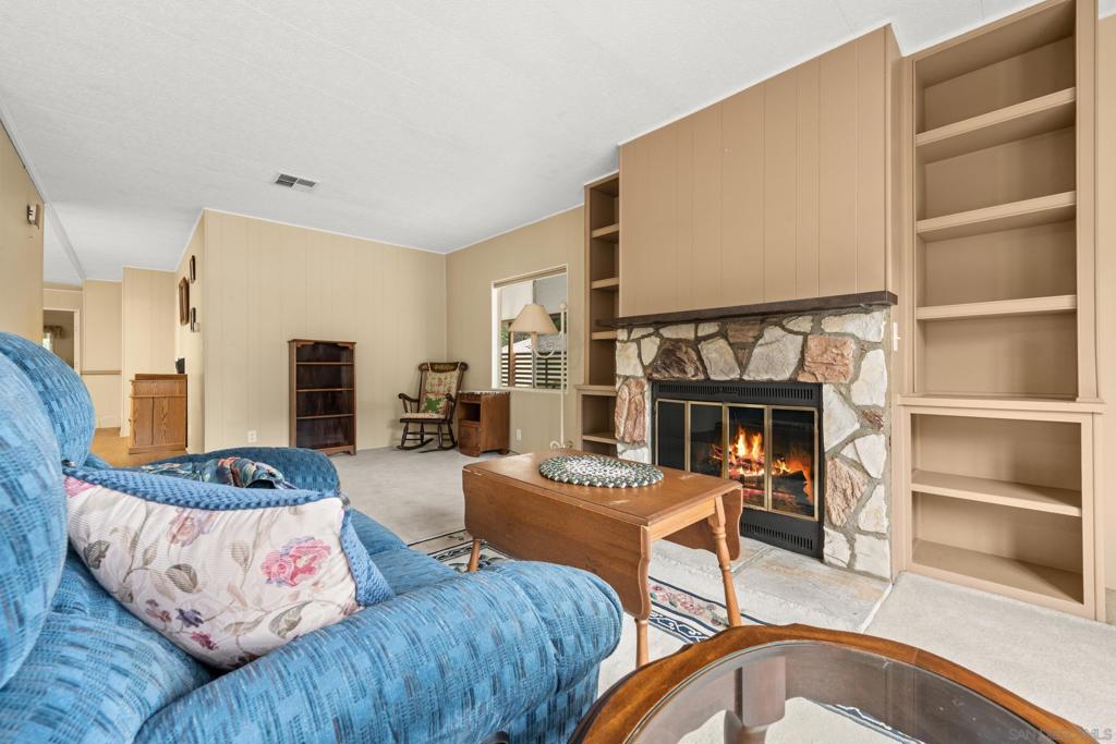 8975 Lawrence Welk Dr SPC 417