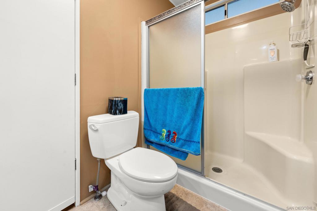 8975 Lawrence Welk Dr SPC 417