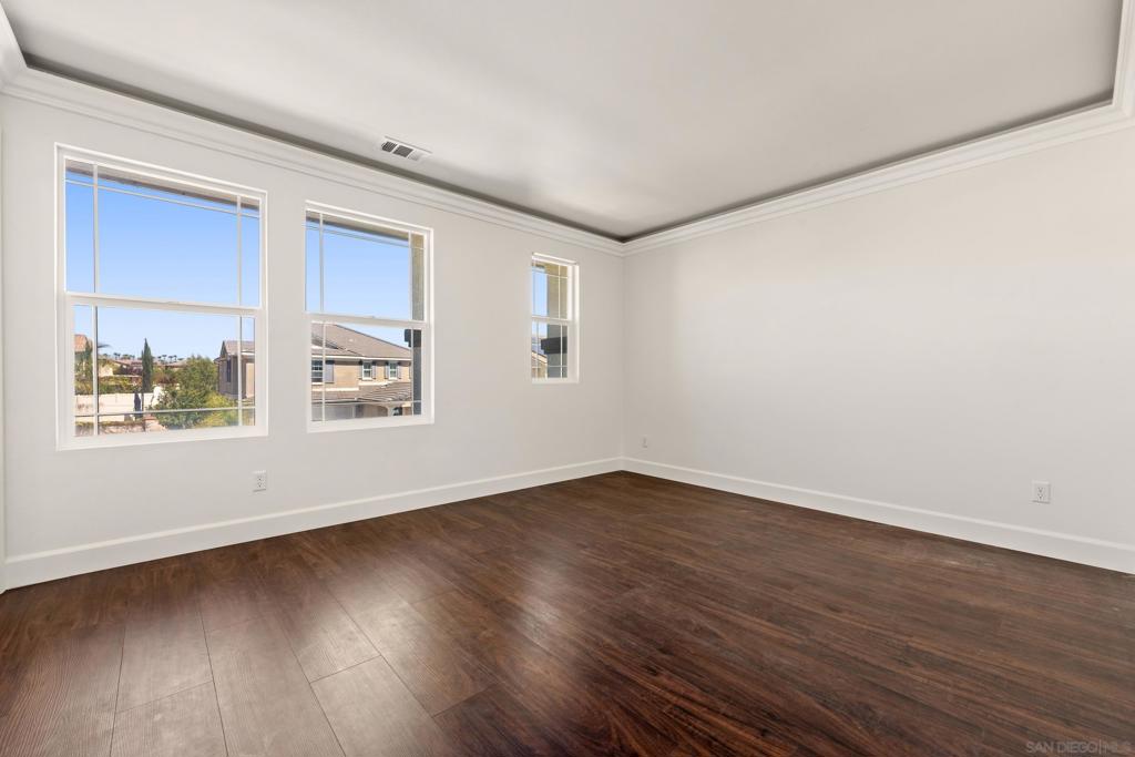 39099 Crown Ranch Rd