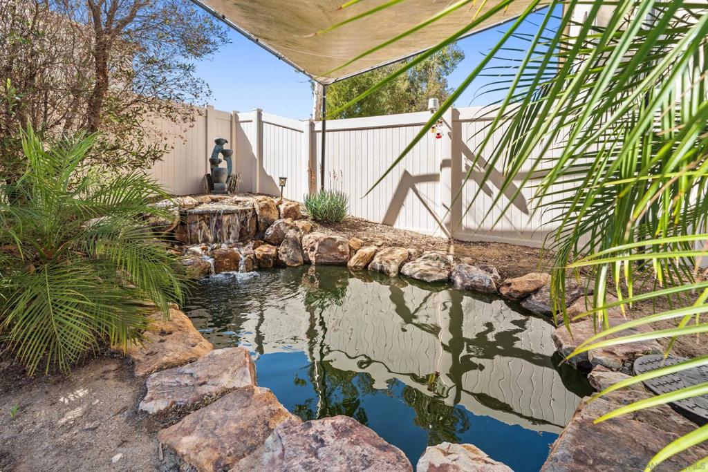 39099 Crown Ranch Rd