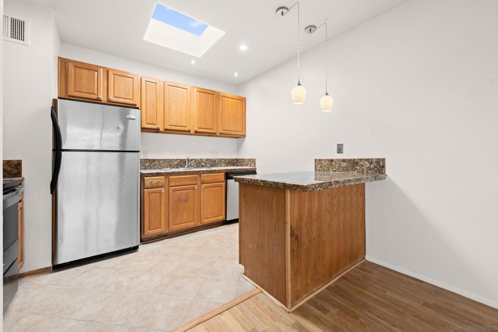 4329 Central Ave Apt 5