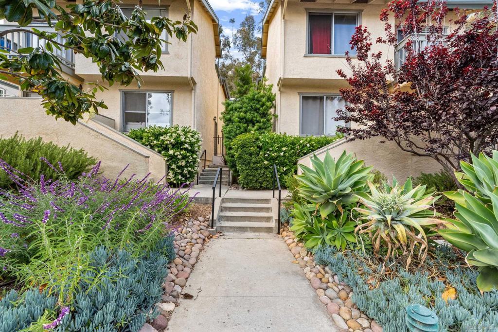 7076 Park Mesa Way 55