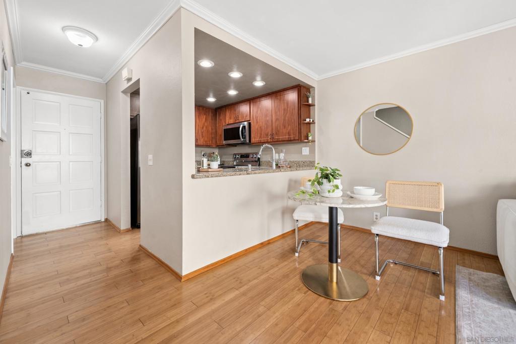 7076 Park Mesa Way 55