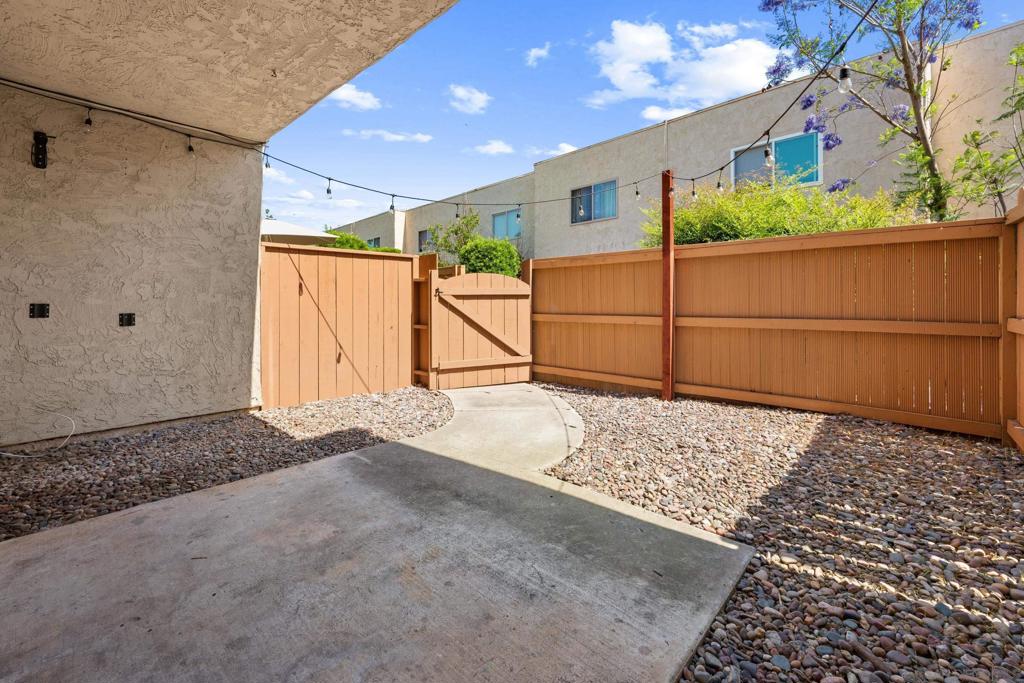 6821 Alvarado Rd 8
