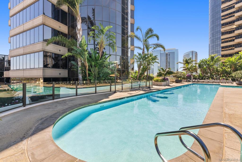 200 Harbor Dr 803