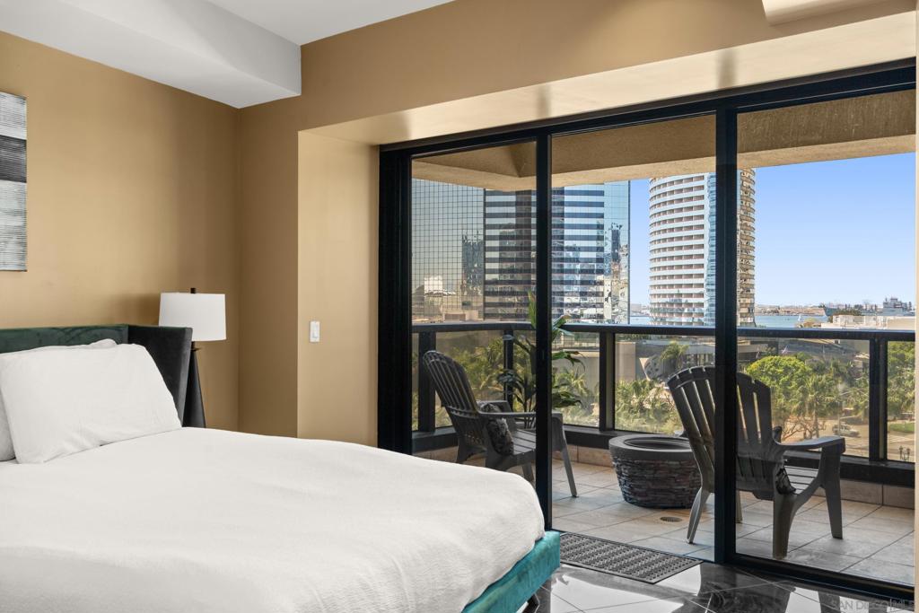 200 Harbor Dr 803