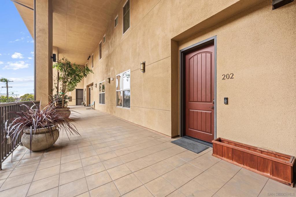 3972 Albatross St 202