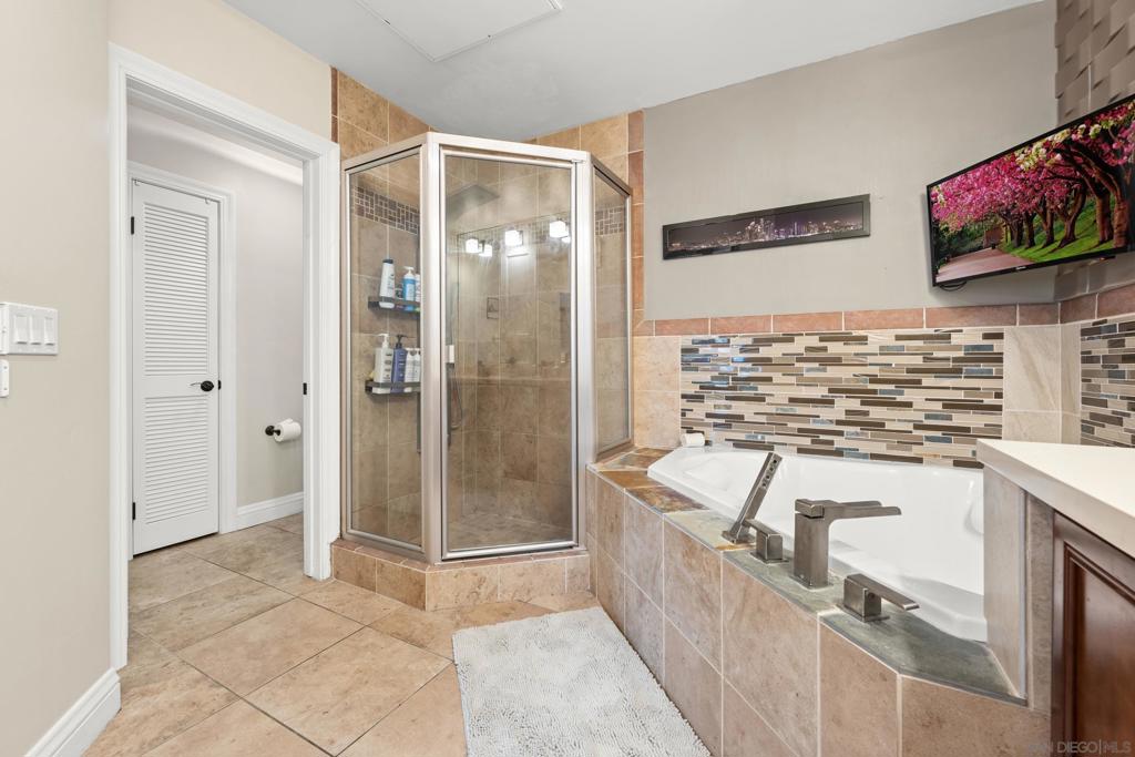 3972 Albatross St 202