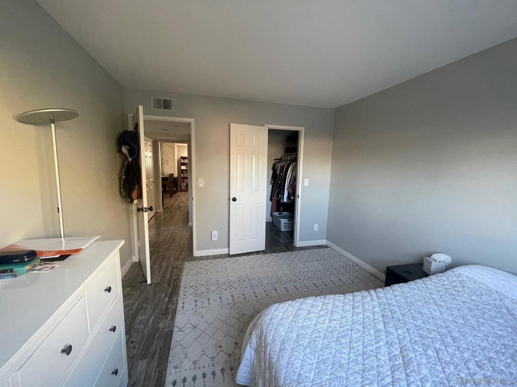 4355 Rialto St 7