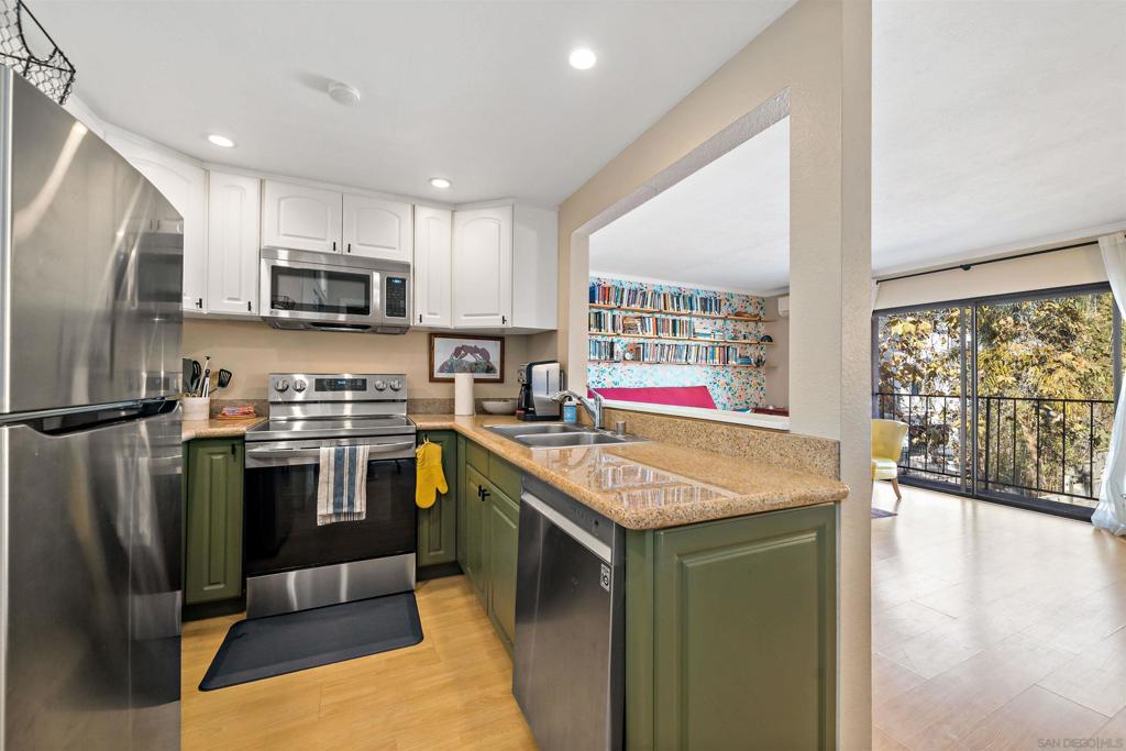 2950 Broadway 24