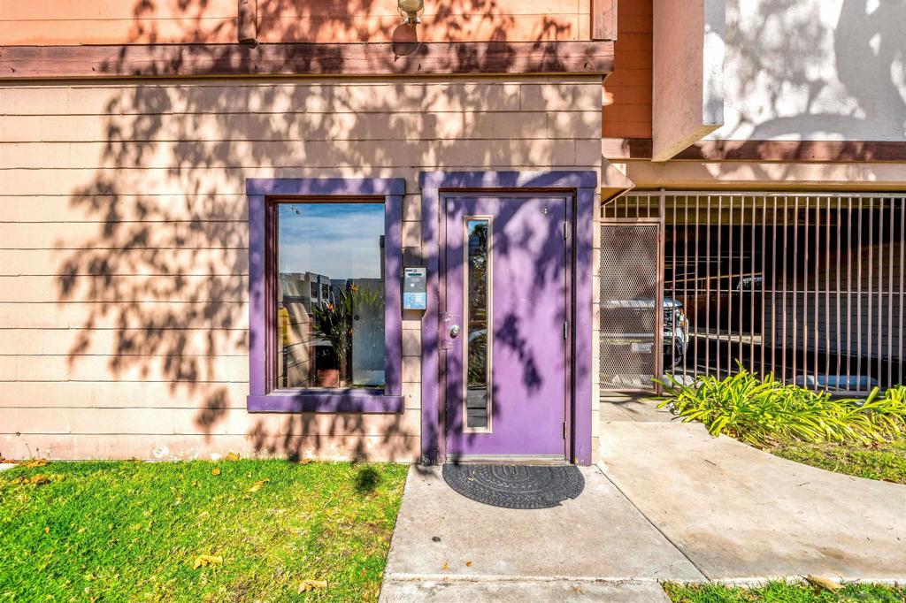 2950 Broadway 24