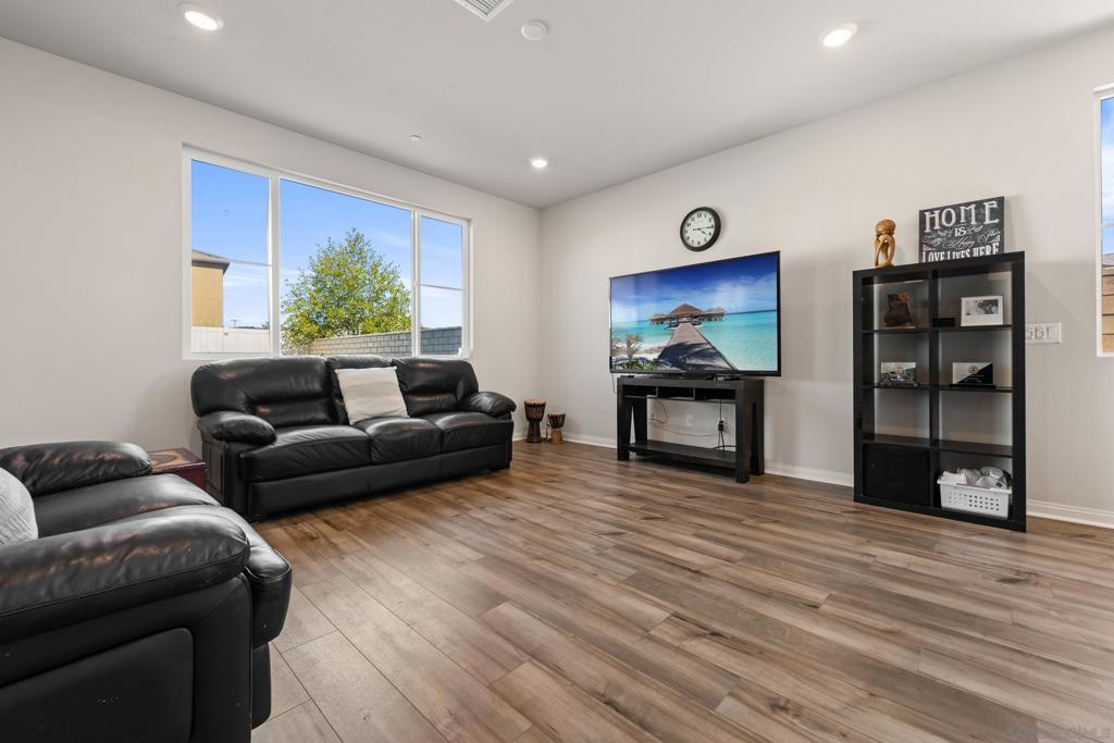 13305 Cultivate Ct