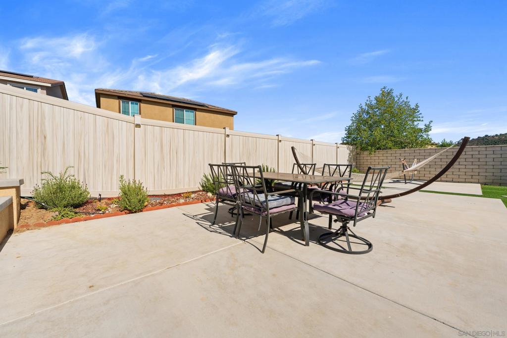 13305 Cultivate Ct