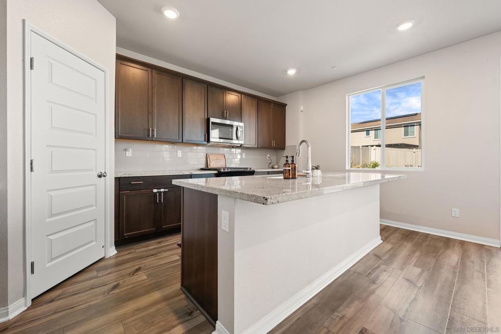 13305 Cultivate Ct