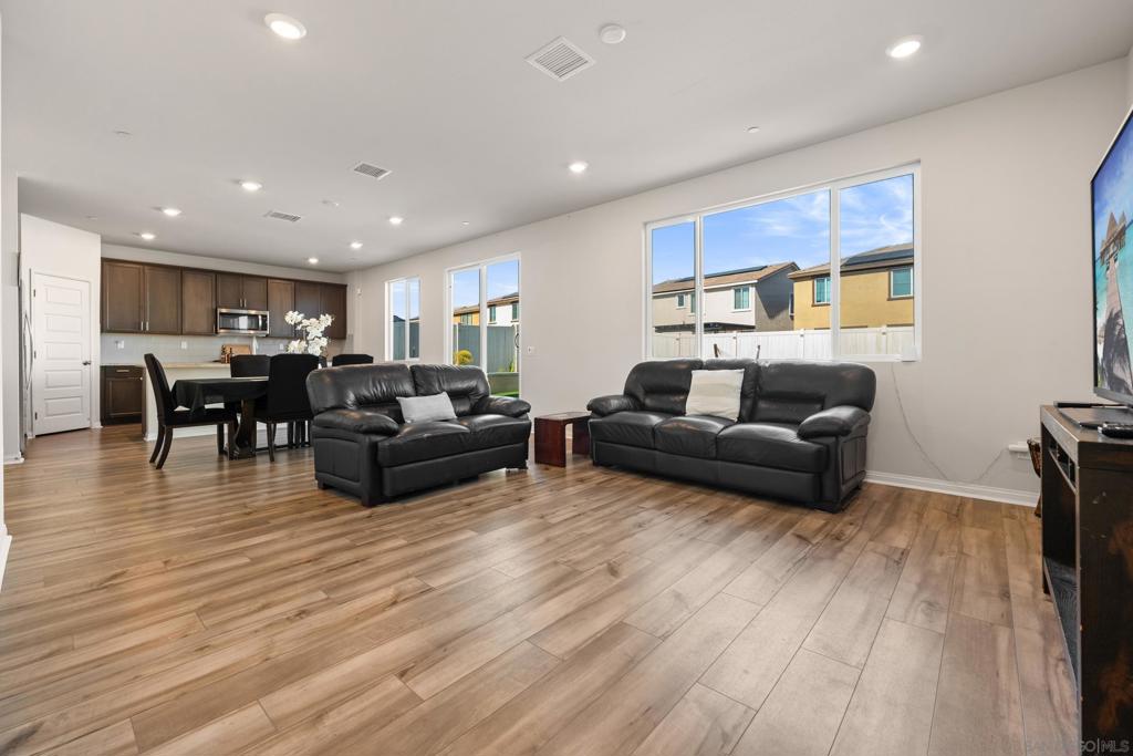13305 Cultivate Ct