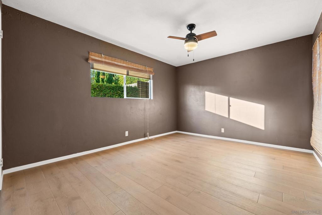 3306 Donna Dr