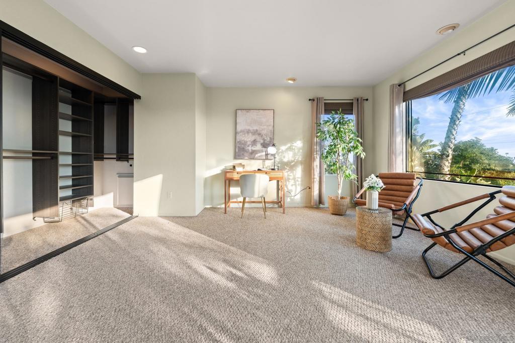 3306 Donna Dr