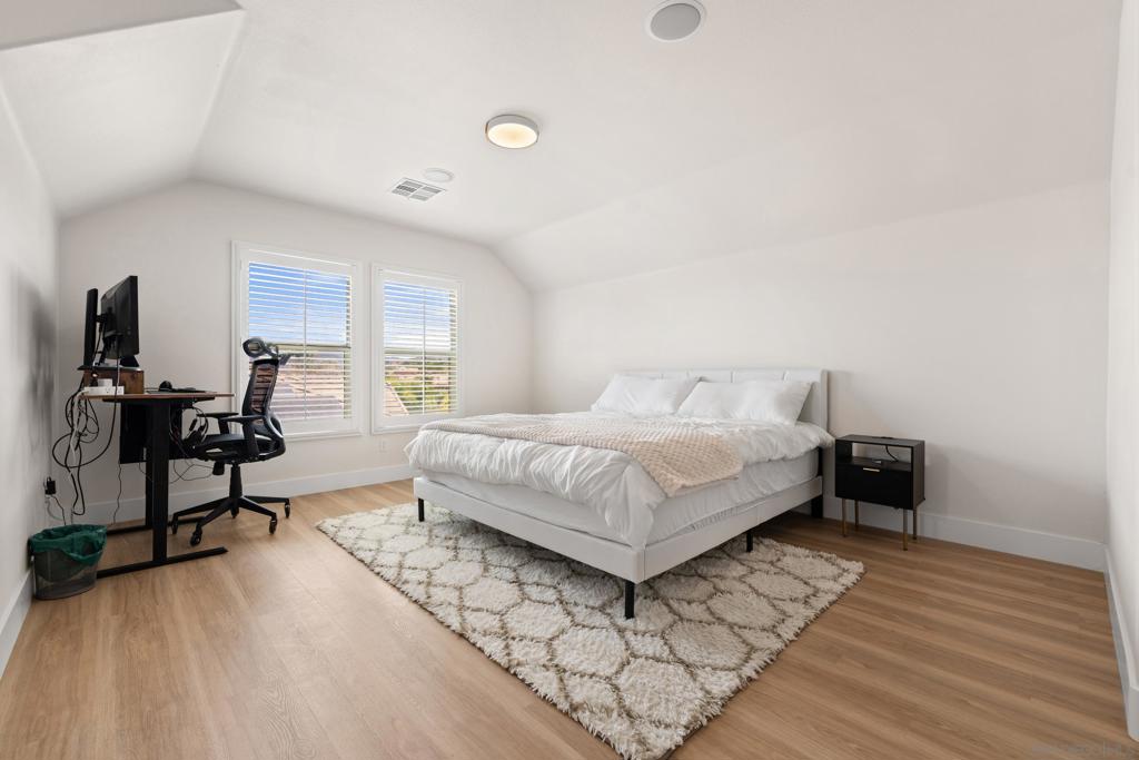 33950 Summit View Pl