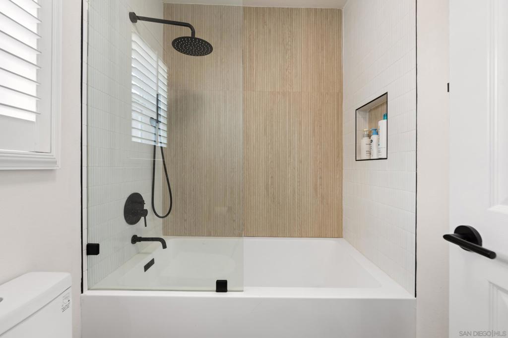 33950 Summit View Pl