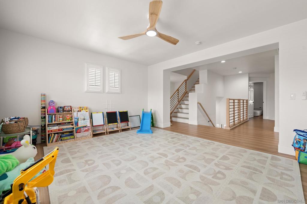 33950 Summit View Pl