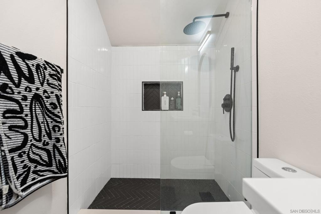 33950 Summit View Pl