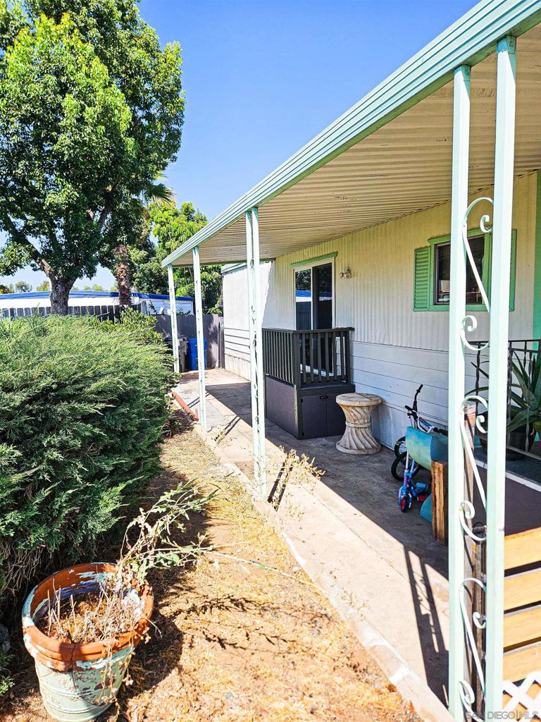 400 Greenfield Dr SPC 122